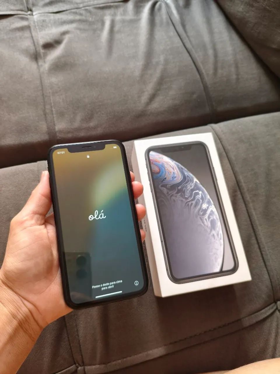 iPhone XR - 950,00