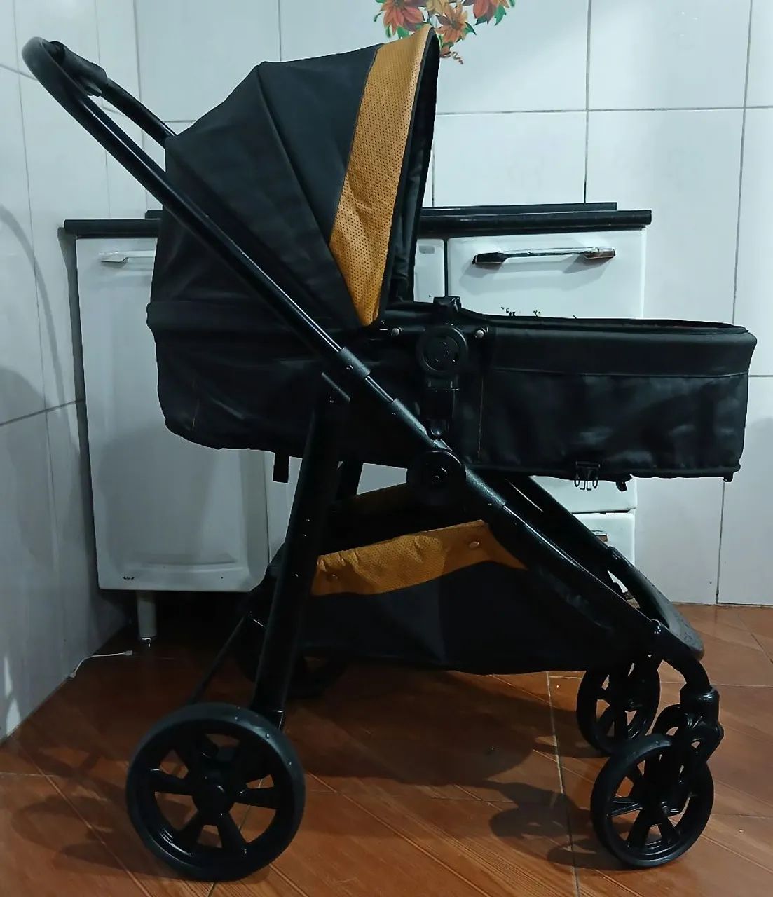 Carrinho de Bebê Moisés 2 em 1 Marca Galzerano 