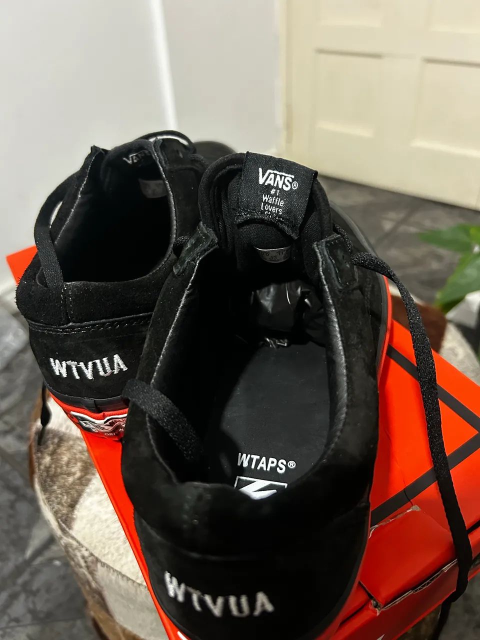 Tênis vans muito raro tamanho 42 - Foto 3