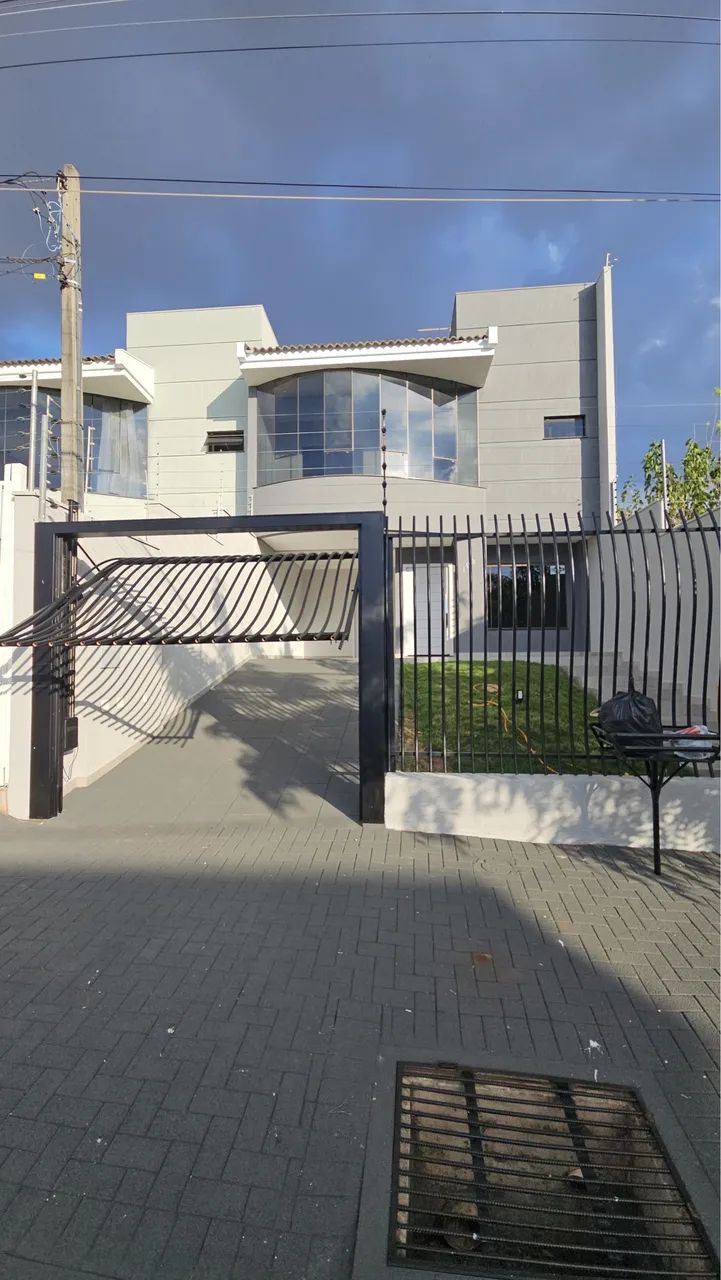 Sobrado Tropical / Vende-Se