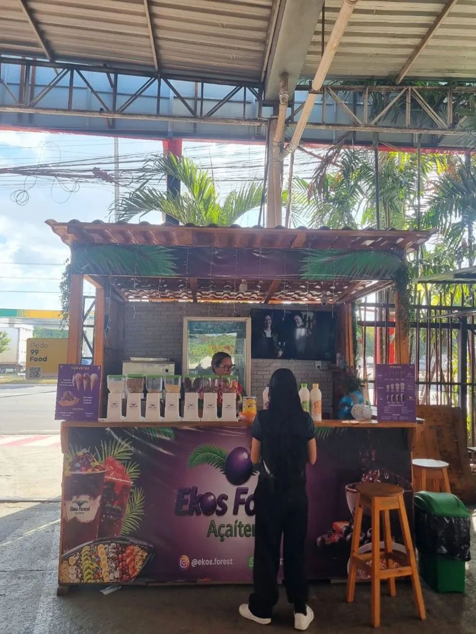 Quiosque de açaí Vitória Supermercados Torquato 