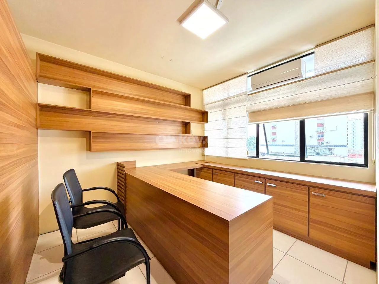 Sala Comercial à Venda no Centro de Tubarão/SC - Foto 2