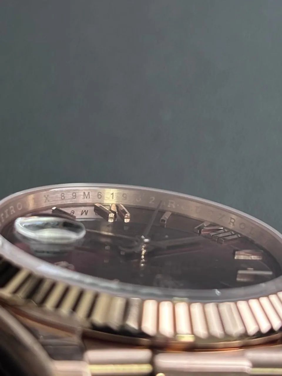 Relógio ROLEX AUTOMÁTICO MODELO DAY DATE COM NUMERAIS ROMANOS  - Foto 5
