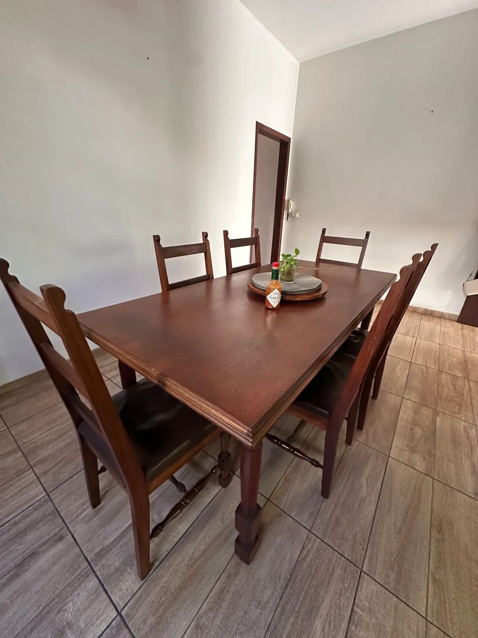 Mesa de jantar e cadeiras - Foto 2