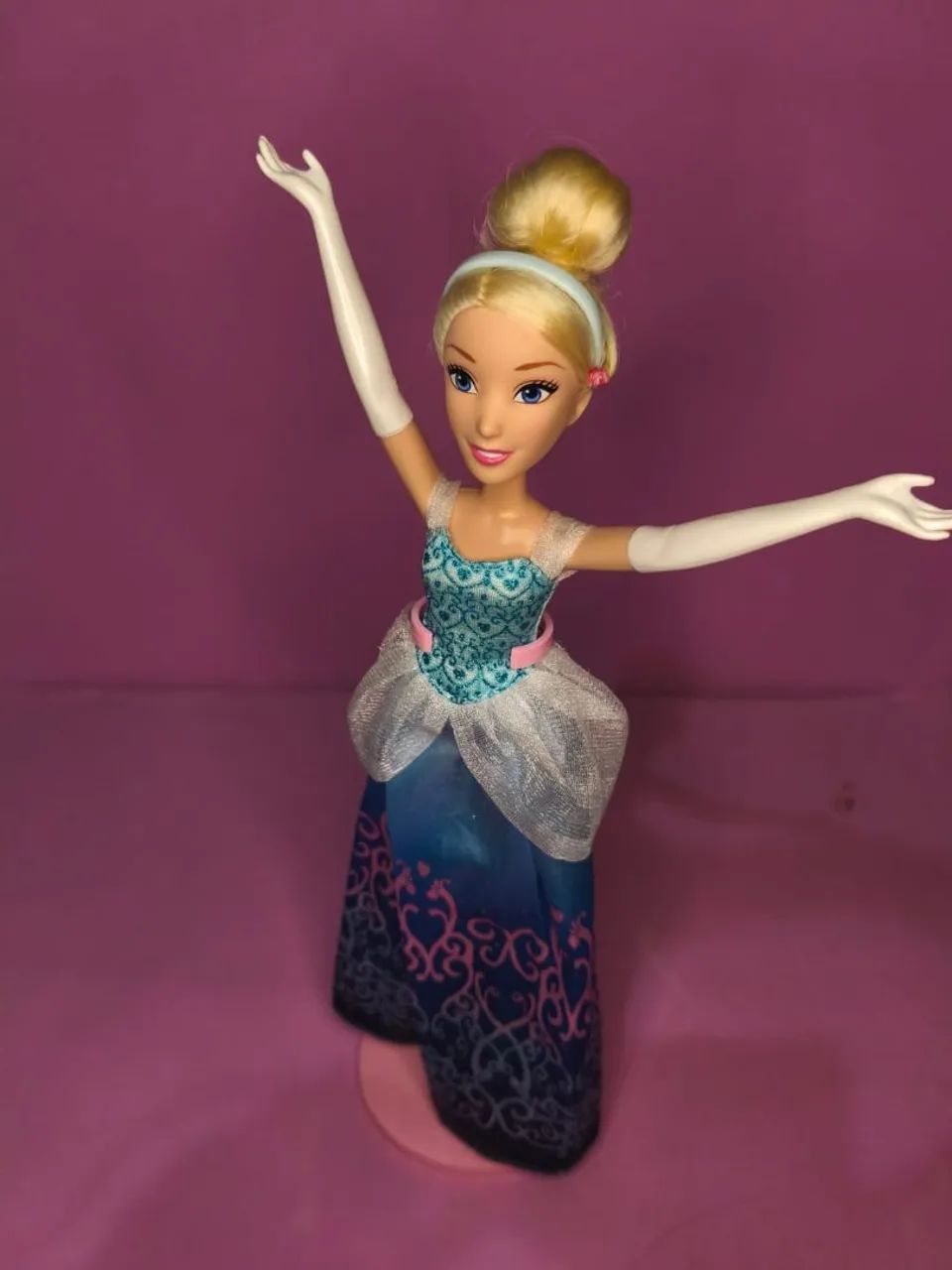 Boneca Cinderela da Disney - Foto 3