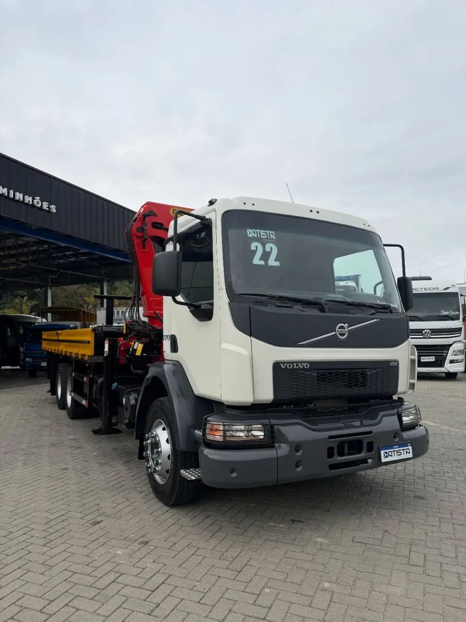 Volvo Vm 270 6x4 c/ munck palfinger 45007 - apenas 48 mil km - Foto 3