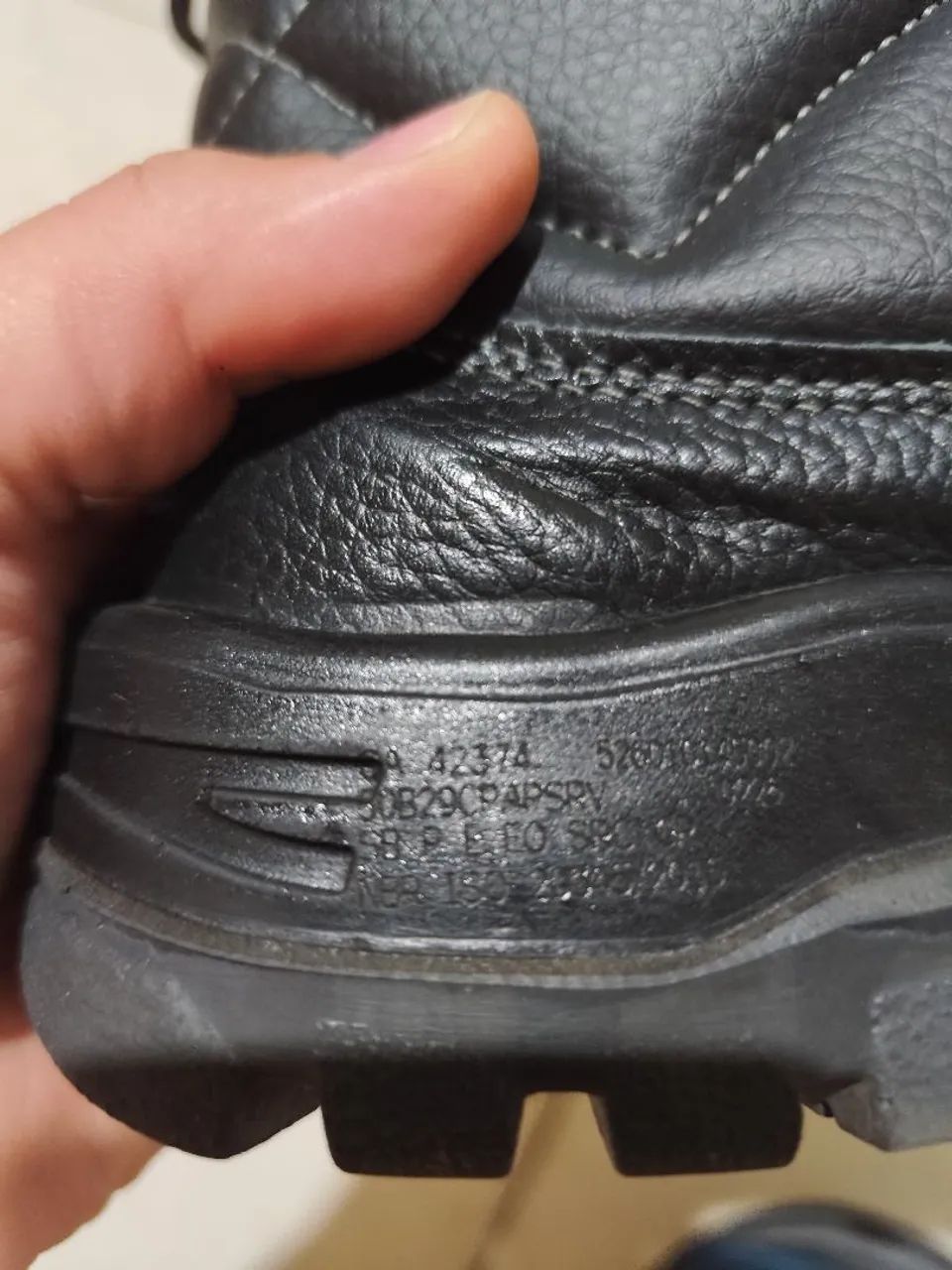 Botas de Segurança com C.A *CADA PAR* - Foto 5