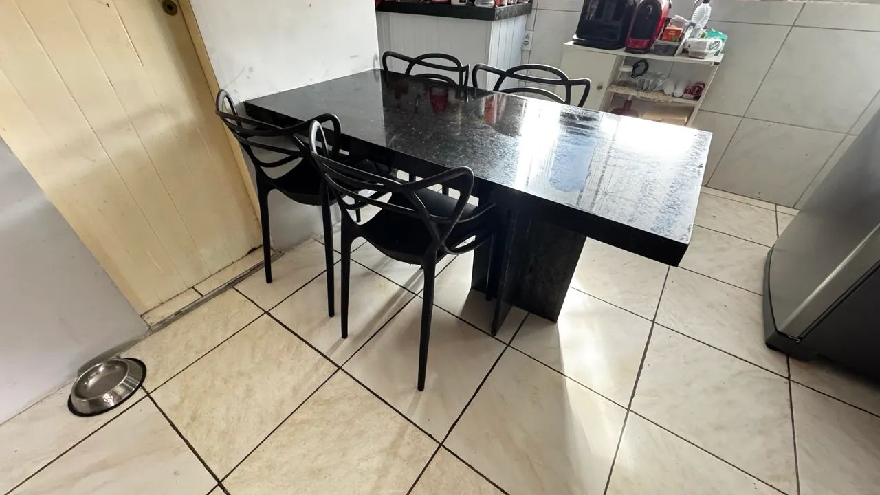  Mesa de Mármore - Excelente Estado ? - Foto 2