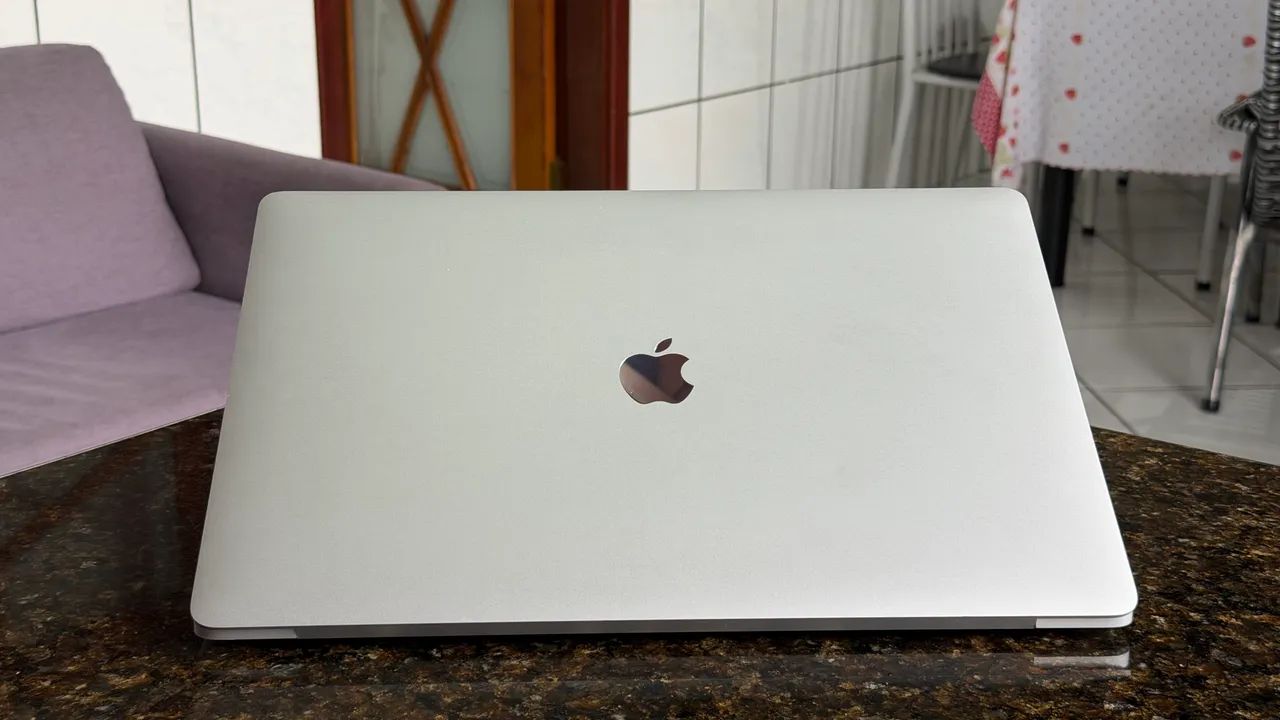 MacBook Pro 16" Polegadas 2019 i7 16GB RAM 512GB SSD TouchBar - Foto 2