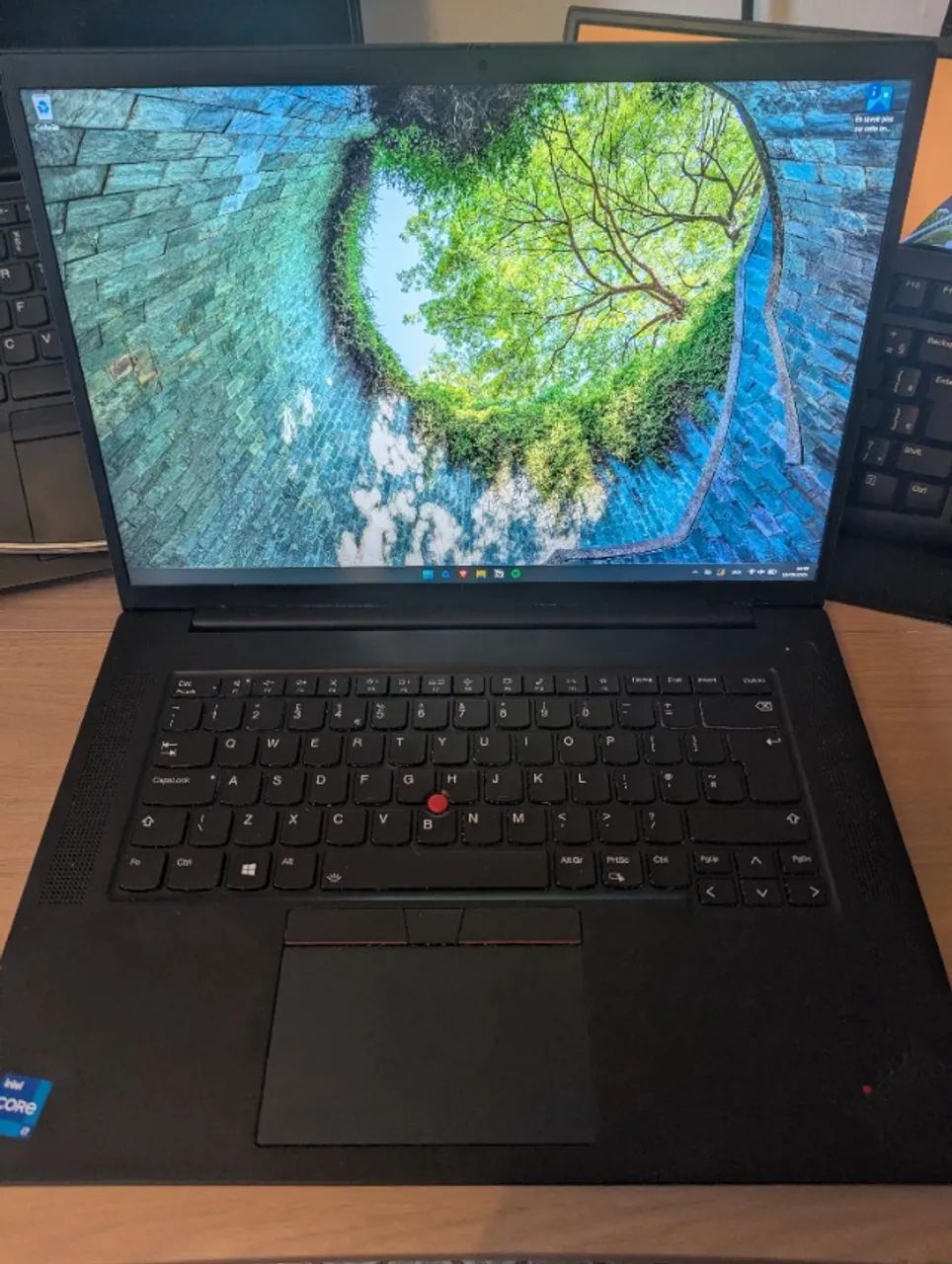 Lenovo ThinkPad P1 Gen 4 i7-11800H 32GB RAM T1200 - Bom Estado