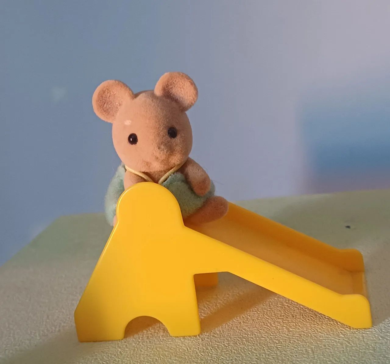 Bebê Rato Com Escorregador Sylvanian Families