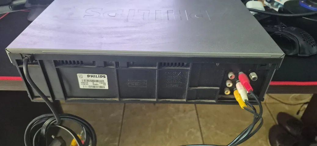 Video Cassette Philips, placa de Captura de vídeo e mini conversor de audio e video - Foto 2