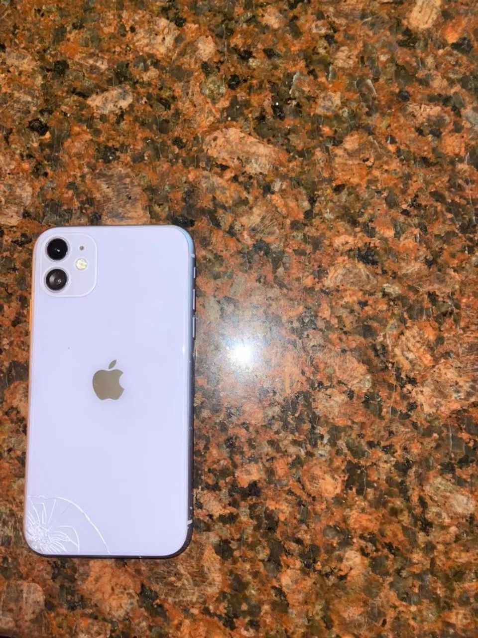 Iphone 11 - Usado - Foto 3