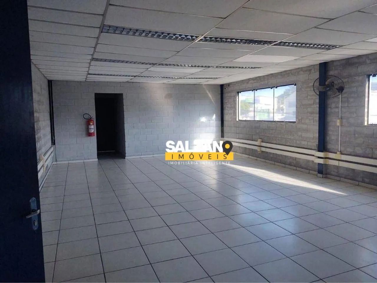 Galpão, 1610 m² - venda por R$ 5.860. ou aluguel por R$ 34/mês - Chácaras Reunidas - São J - Foto 2