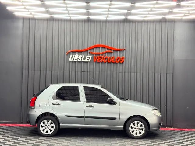 Fiat Palio Celebration 1.0 Fire Flex 8V 4P 2014 - Foto 2