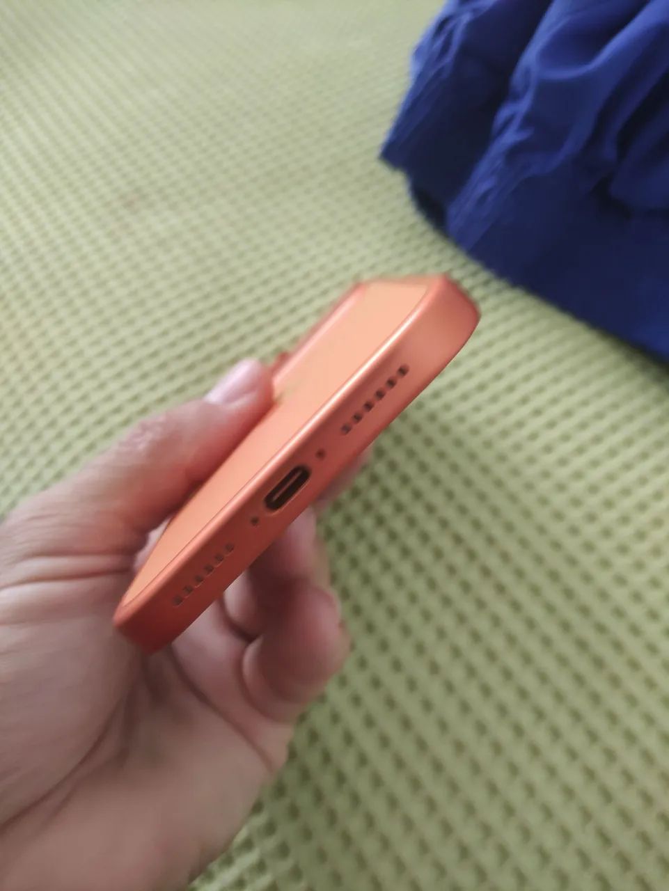 Carcaça iPhone 17 pro Max Laranja - Foto 3