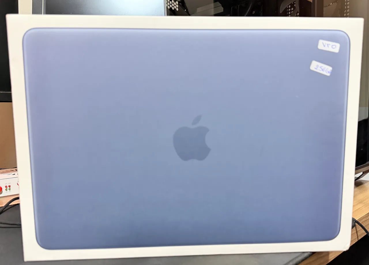 Macbook Neo 8/256 Indigo