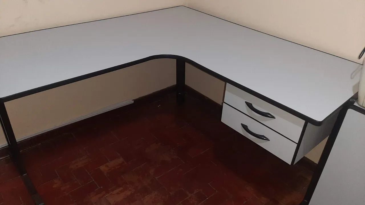 Mesa para escritório em "L" - Foto 5