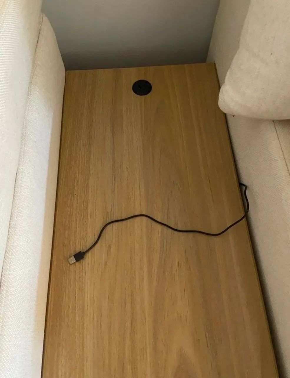 Sofá com USB - Foto 4