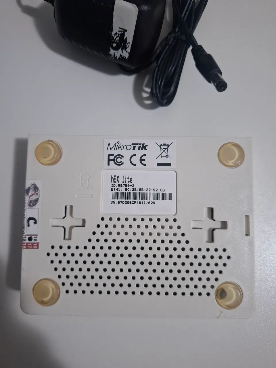 Mikrotik RB750r2 - Foto 3