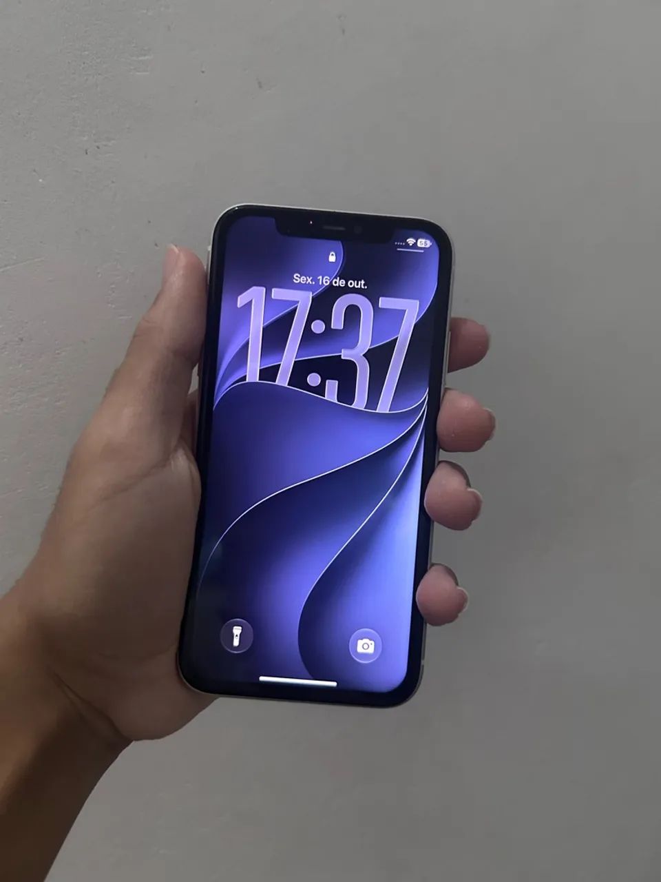 iPhone 11 Branco - Excelente Estado de Conservação - Foto 4