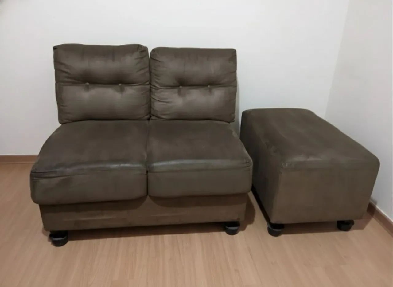 Sofa with Ottoman for Extra Seating65573817185153121