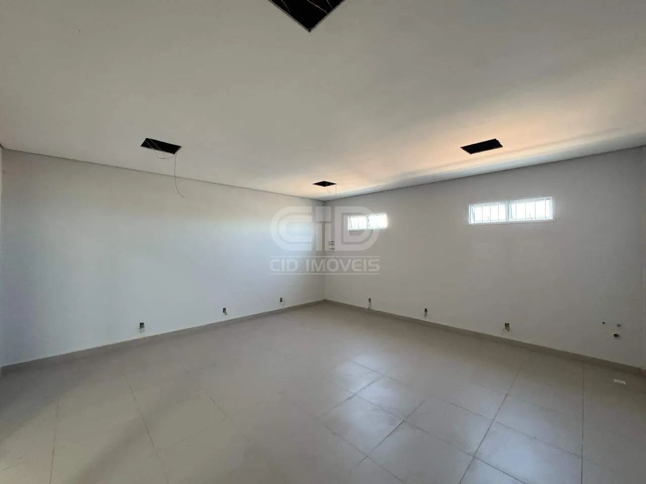 Sala com 36m² atrás da Bluefit da Av. Fernando Correa - Foto 5