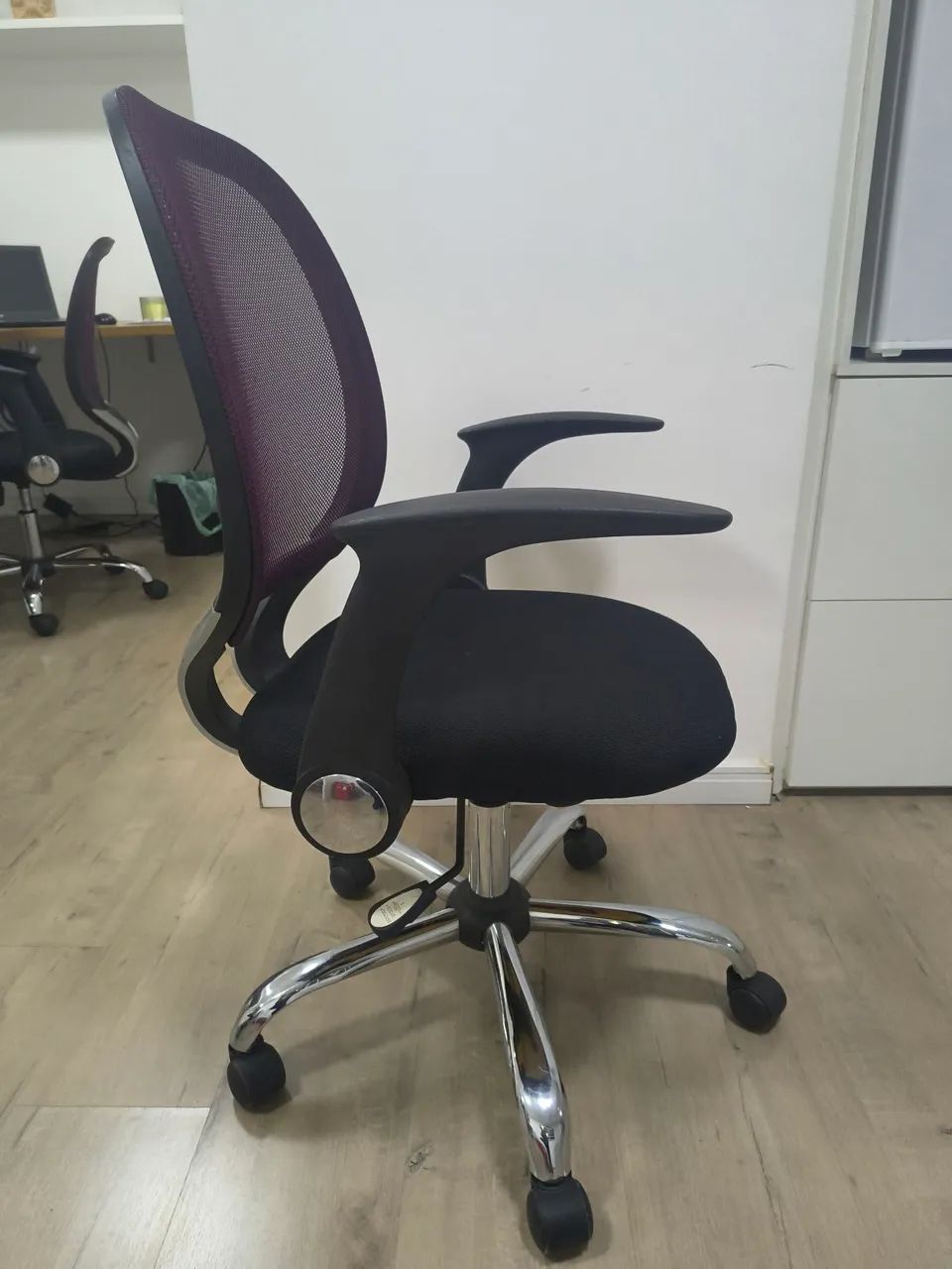 Cadeira escritório giratória  - Foto 2