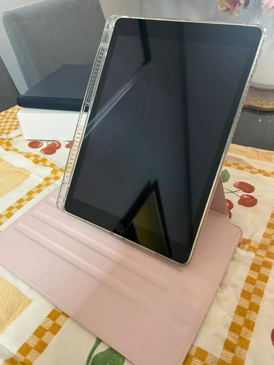 iPad 9ª Geração 64GB Wi-Fi + Teclado + 2 Capas + Caixa Original - Foto 4