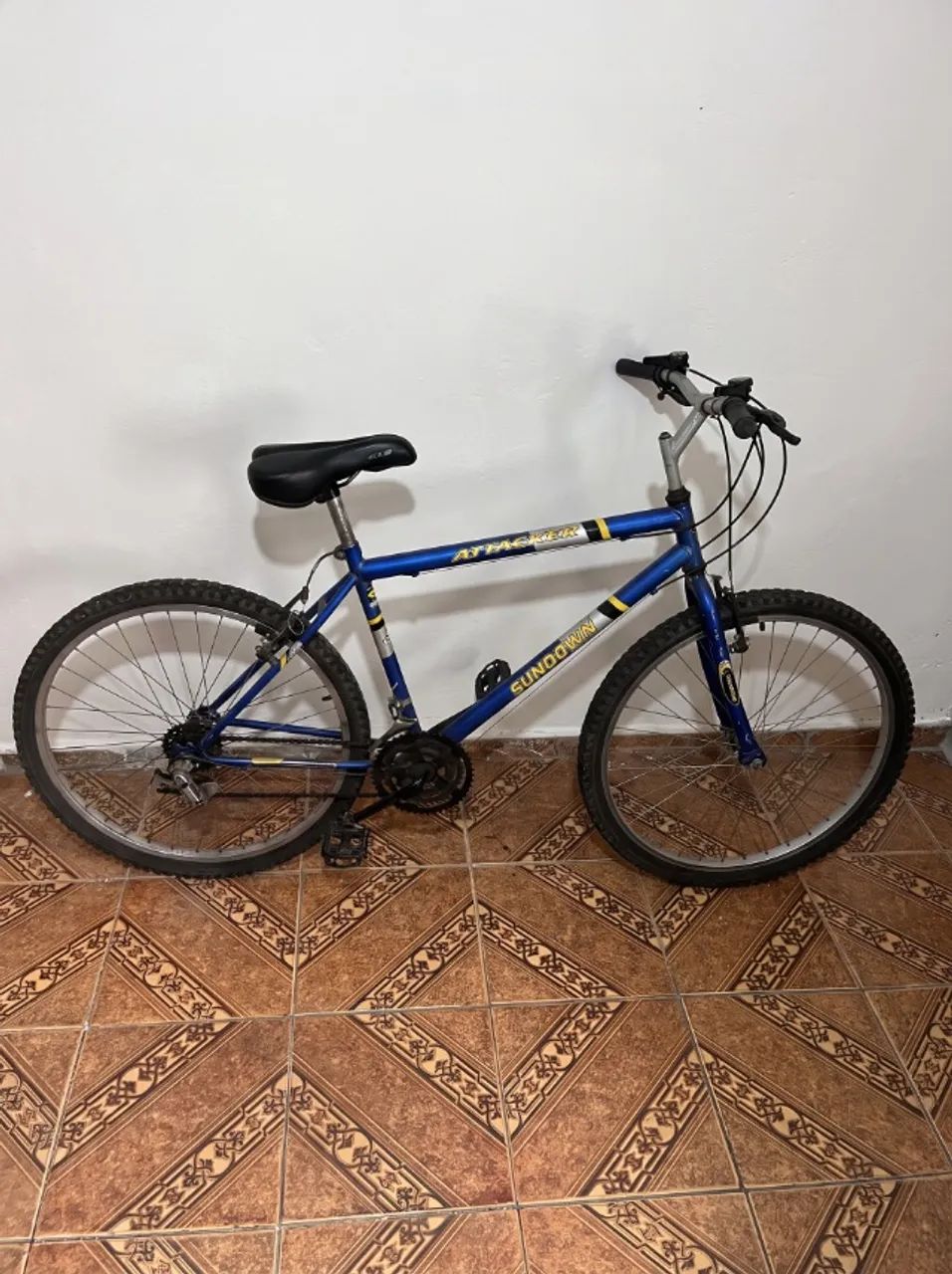 Bicicleta aro 26 com marcha