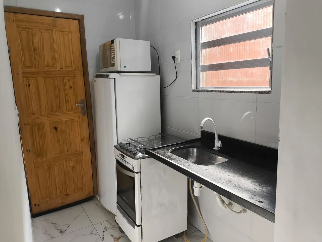 Alugo kitnet em vila, Botafogo  - Foto 2