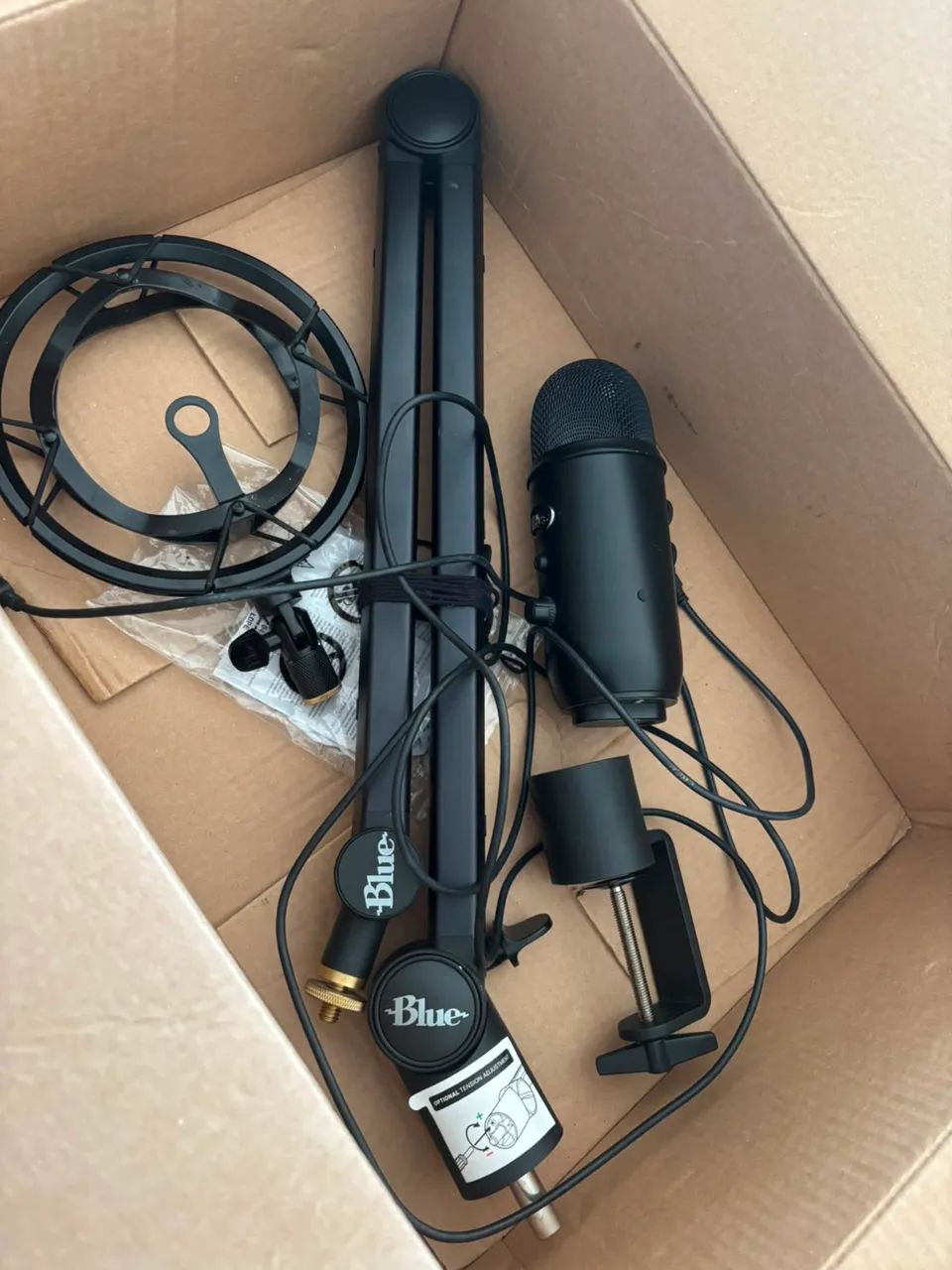 Microfone Blue Yeti Original + Braço Blue Compass + Shock Mount - Foto 2