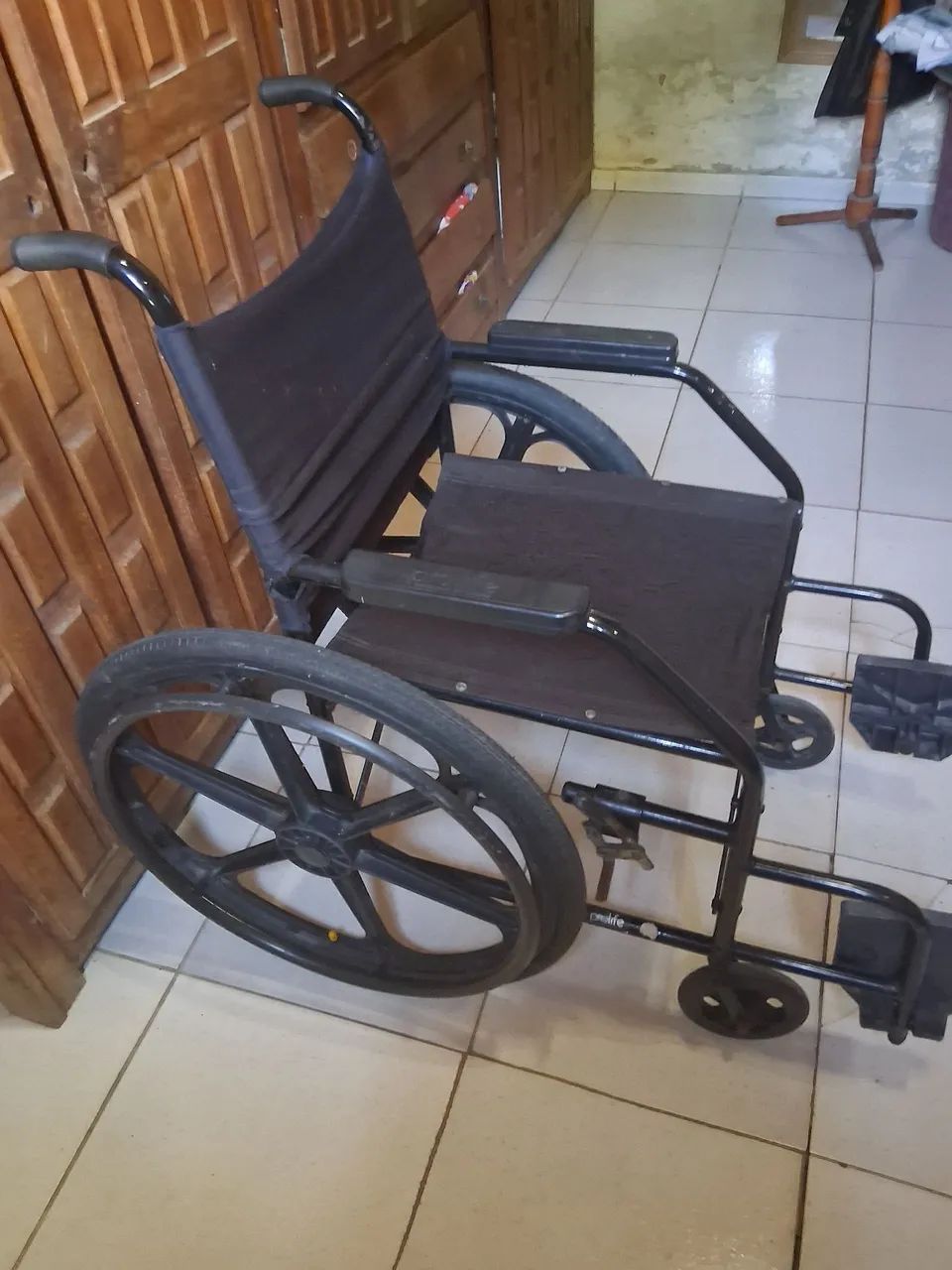 Cadeira de rodas  - Foto 2