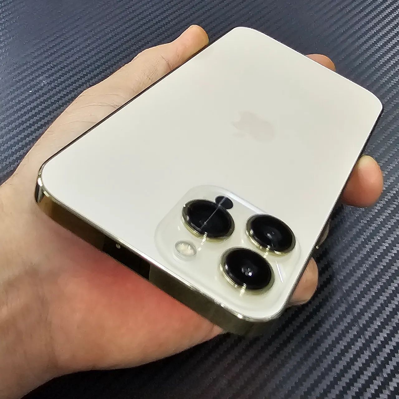 iPhone 13 Pro Max 256GB - dourado Novíssimo - Foto 4