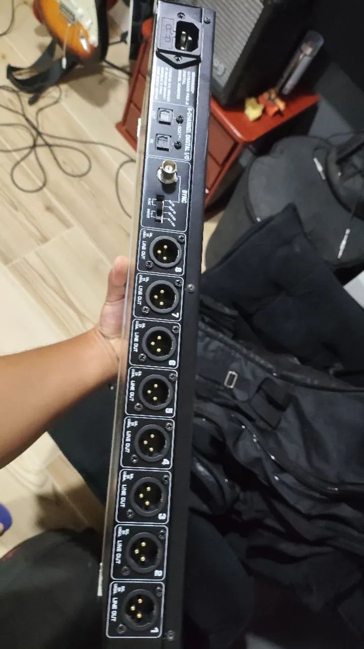 Behringer Ultragain ADA8000 expansão ADAT - Instrumentos musicais