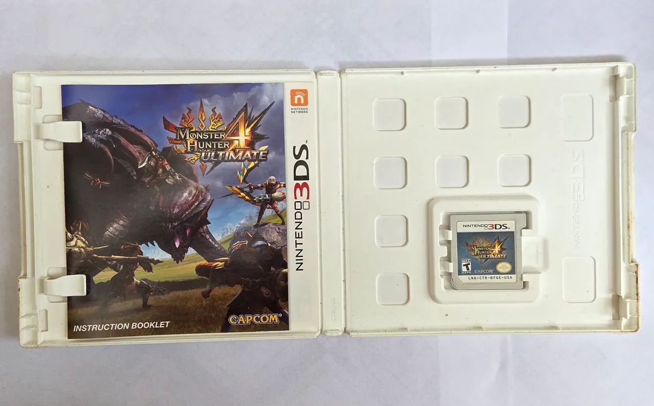 Monster Hunter 4 Ultimate - Nintendo 3DS (Completo com Caixa e