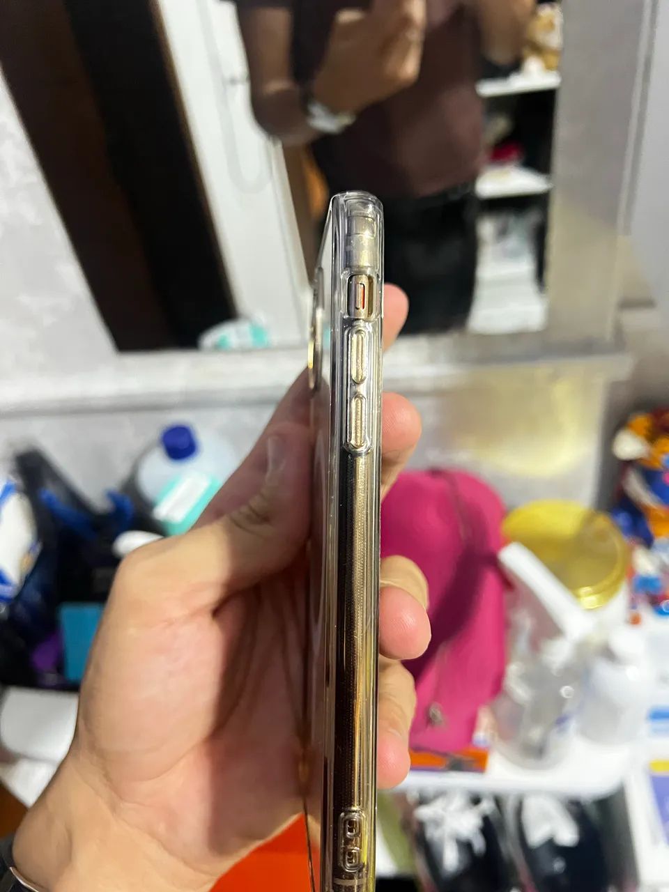 VENDO IPHONE 11 PRO MAX GOLD - Foto 2