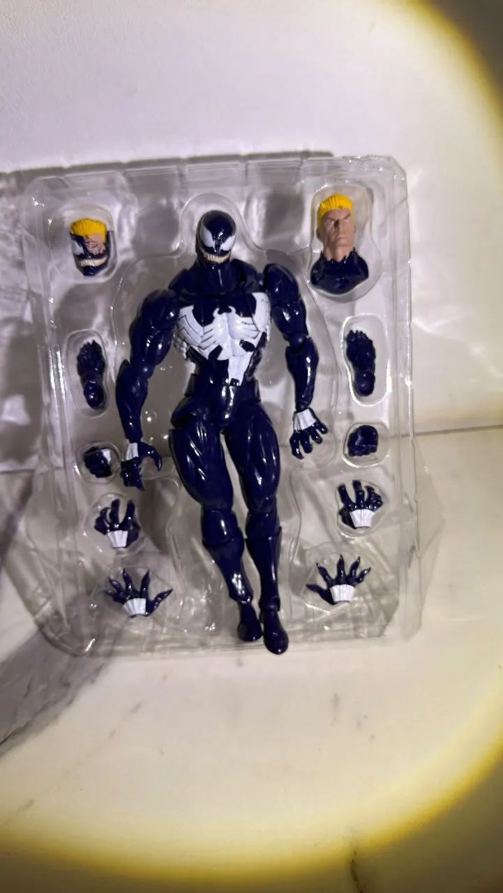 Venom 1/12 Completo + Acessórios - Foto 2