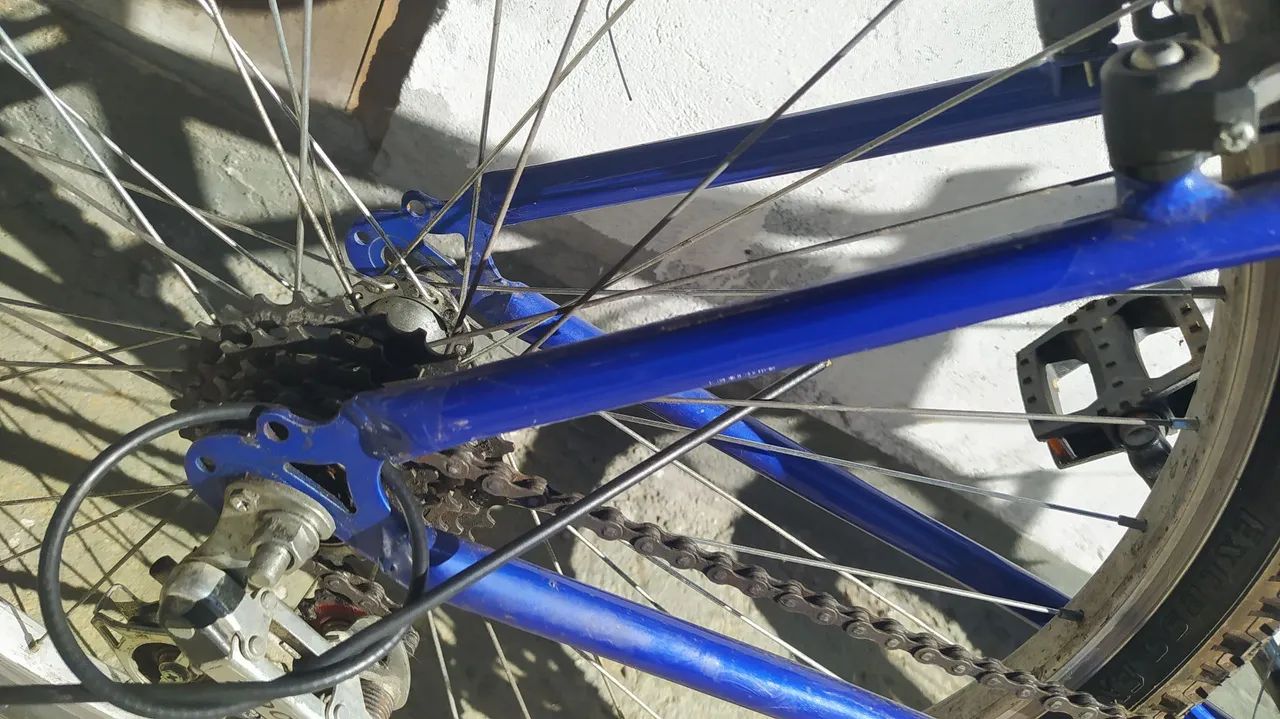 Bicicleta semi nova  - Foto 4