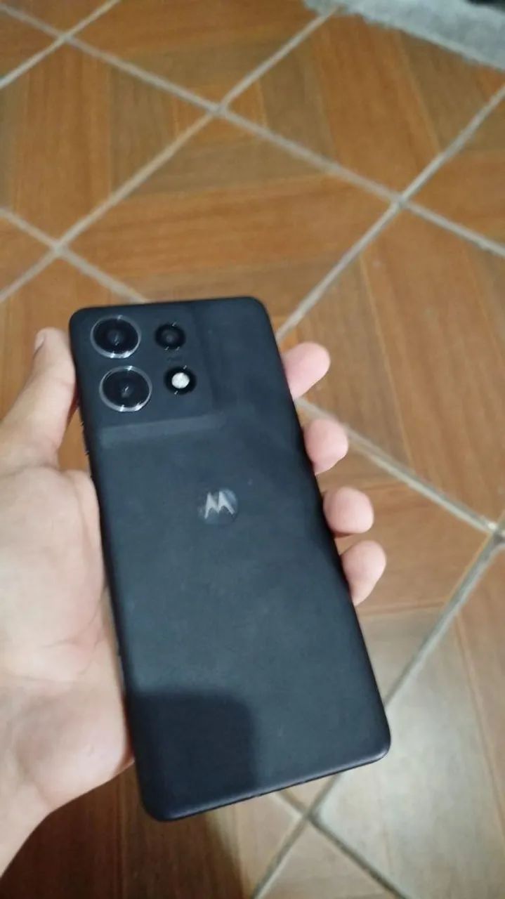 Moto Edge 50 Pro - Foto 2
