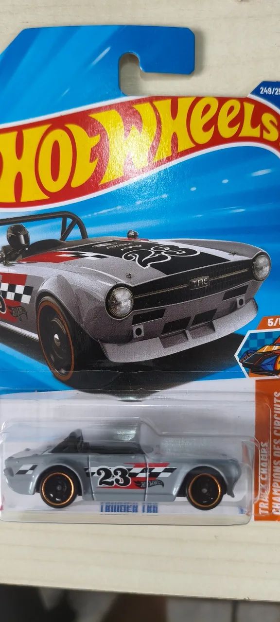HotWheels - Triumph TR6 - Treasure Hunt - Hobbies e coleções