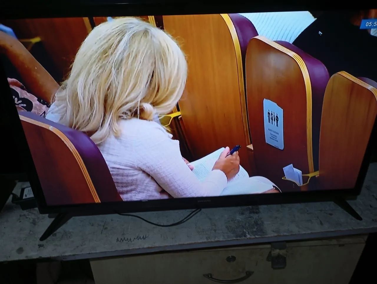 TV Samsung 43 polegadas Smart barato  - Foto 2