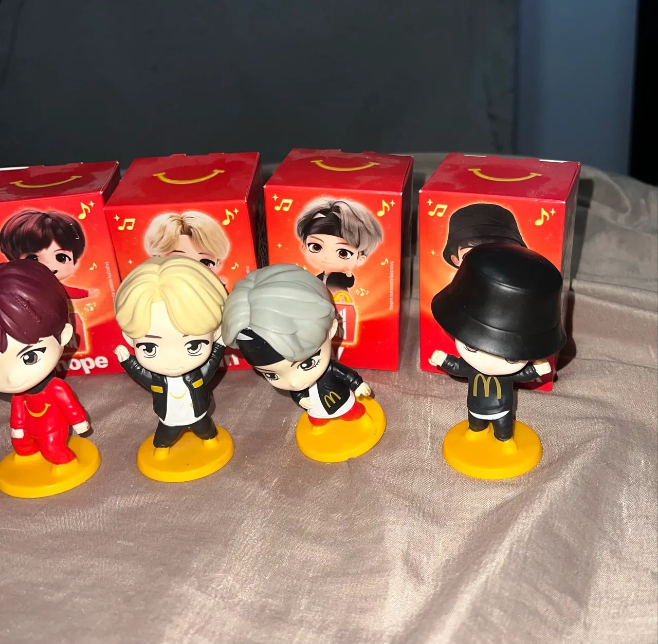 Bonecos TinyTan + Caixa BT21 - Brinquedos e Jogos - Guaratiba, Rio