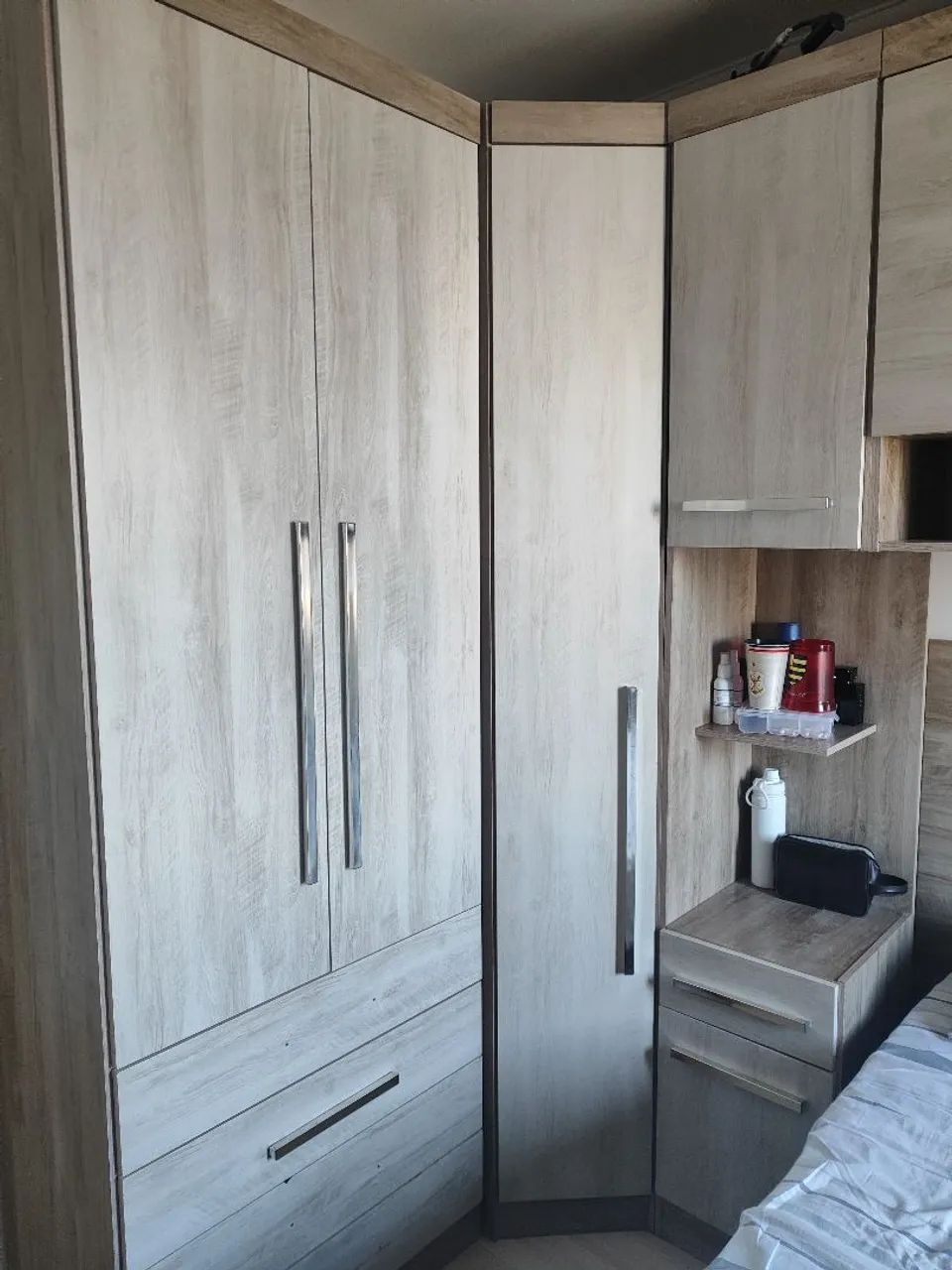 Guarda-roupa modulado para cama de casal - Foto 3