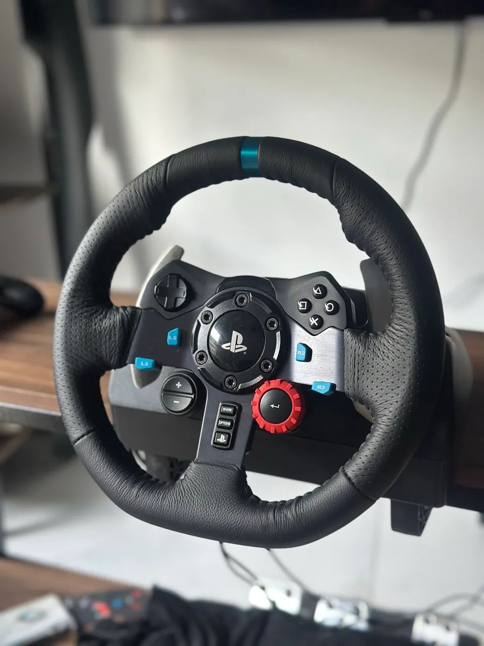 Volante Logitech G29 + Pedais - PS4/PS5 e PC