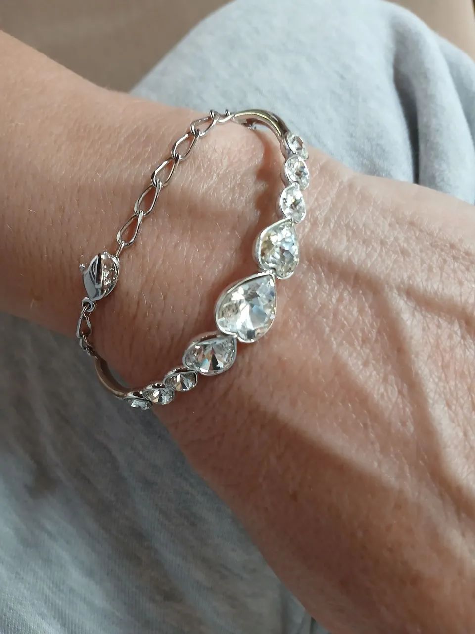 Pulseira Swarovski corações cristais - Foto 3