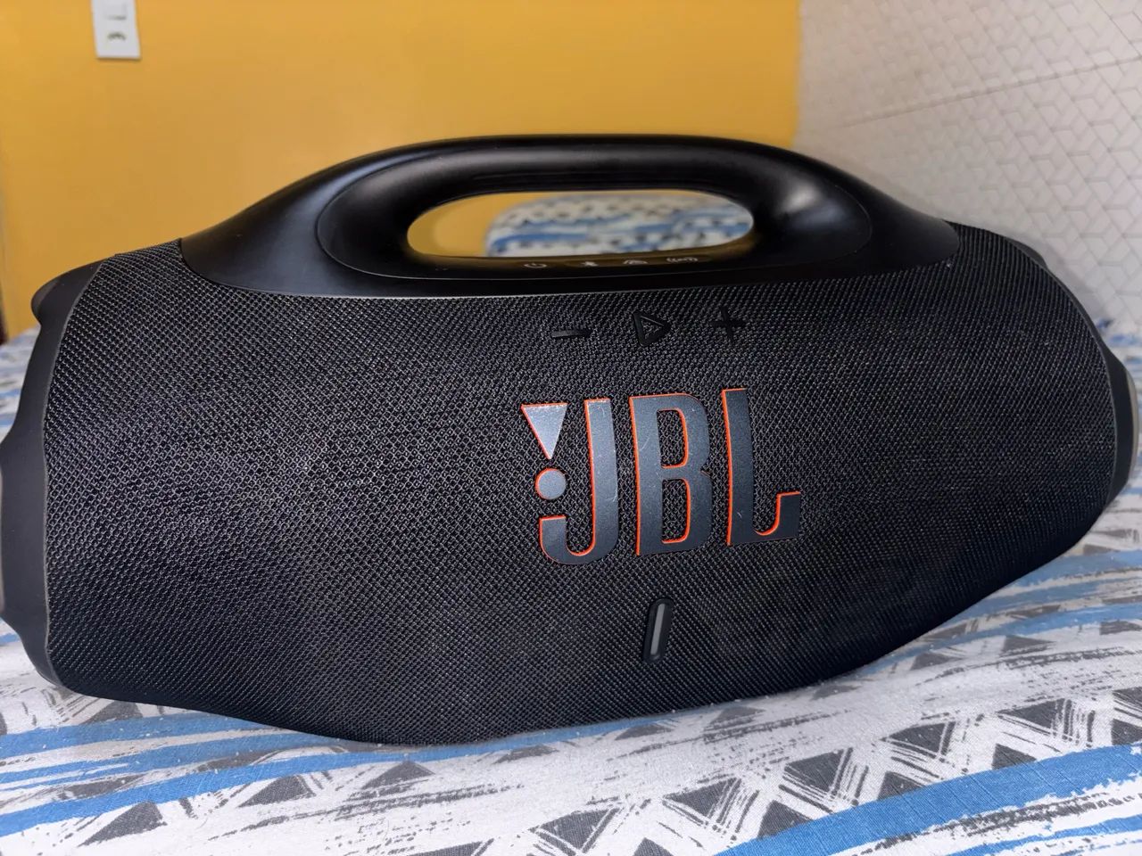 Jbl boombox 4