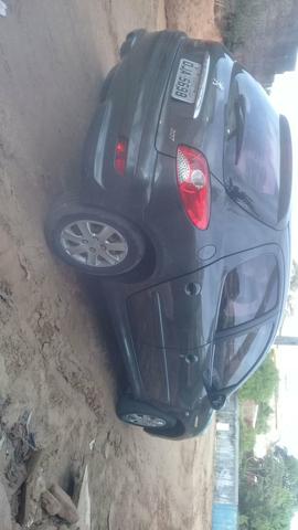 Vendo ou troco em outro carro que seja 1.0 - Foto 2