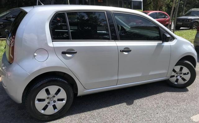 Volkswagen Up! 1.0 12v E-Flex take up! 4p 2016 - Foto 3