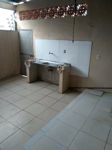 Alugo linda Casa com 03 Quartos sendo 1 Suíte em Manoa - Foto 16
